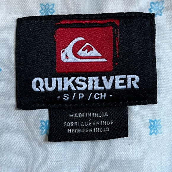 Quiksilver Men's button down cream with blue patterned Shirt - Picture 2 of 6